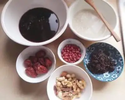 Make Rose nuts step 0