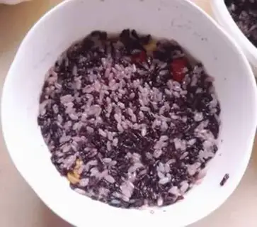 Make Rose nuts step 7