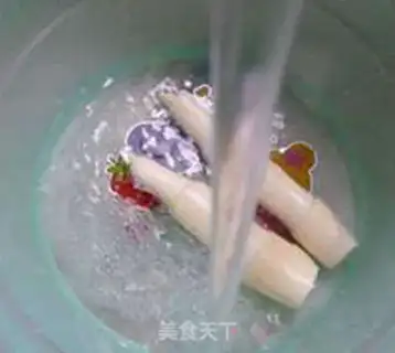 Make The seaweed is so white step 4