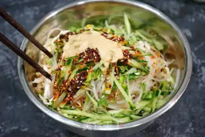 Make Spicy noodles step 22
