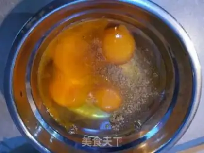 Make Scrambled eggs step 2