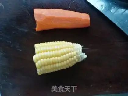 Make Carrot corn. Scrawny silver ear soup step 1