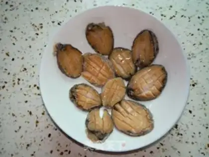 Make The abalone burns the ribs step 1