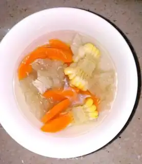 Make Carrot corn. Scrawny silver ear soup step 7