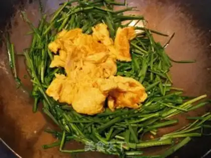 Make Scrambled eggs step 12