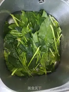 Make Scrambled spinach step 0