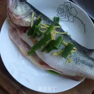 Make A pepper-cracker step 1