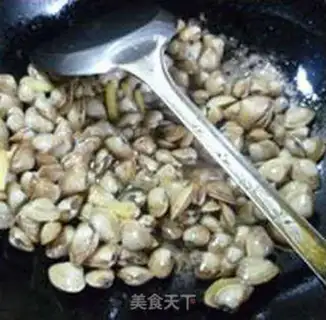 Make Precious plum clams step 5