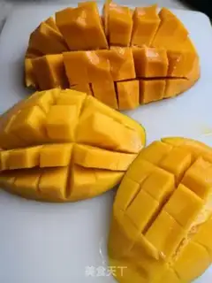 Make Mango coconut cream step 0