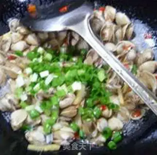 Make Precious plum clams step 8