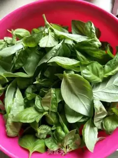 Make Italian green sauce step 1