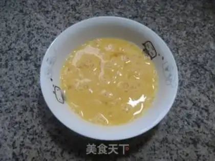 Make Eggs and potatoes step 2