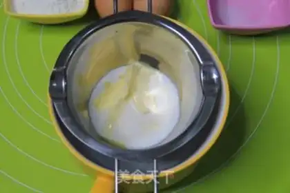 Make All the sponge cups step 2
