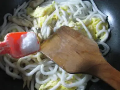 Make Eggs and potatoes step 7