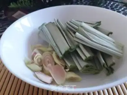 Make Smashed leaves step 1