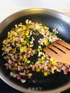 Make A group of five-color dinners step 5