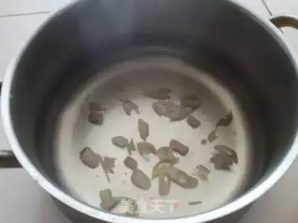 Make Smashed leaves step 3