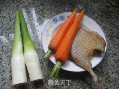 Make Carrots boil duck legs white step 0