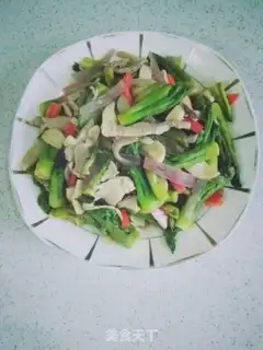 Make Old sprouts, fried meat step 11
