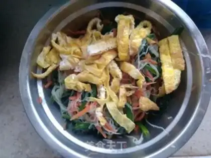 Make A spinach mix fan step 9