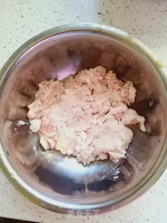 Make Pork dumplings step 3