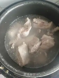 Make Lamb radish soup step 4