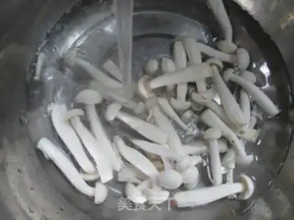 Make Frozen cucumbers step 1