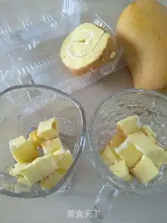 Make Mango yogurt cake step 1