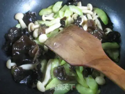 Make Frozen cucumbers step 8