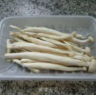 Make Twin mushroom fried quail eggs step 1