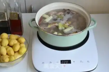 Make Steakbone stew of potatoes step 1