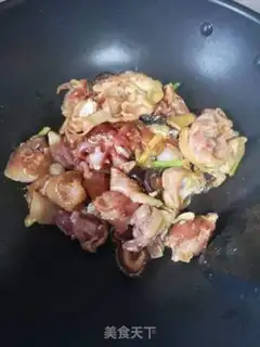 Make Yellow chicken leg step 3