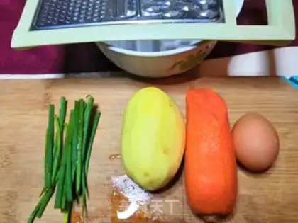Make Carrot potato pancakes step 0