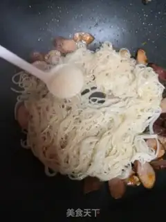 Make Beef sausage noodles step 4