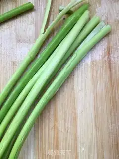 Make Garlic fried liver step 1