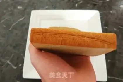 Make Fruit sandwich step 4
