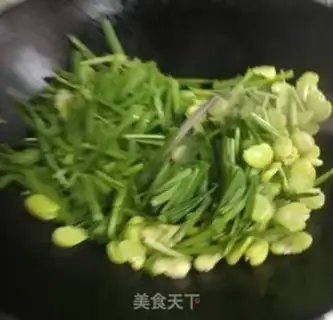 Make Scrambled bean petals step 4