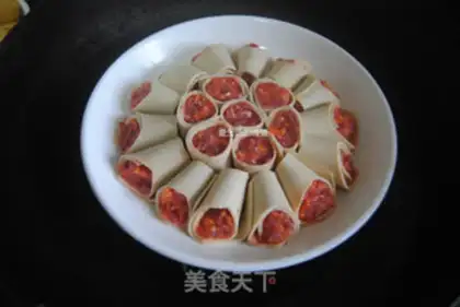 Make Flowers and rolls step 9