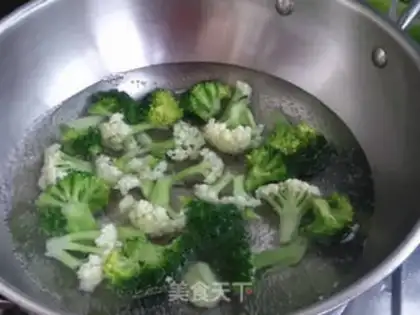 Make Double bouquet noodles step 2