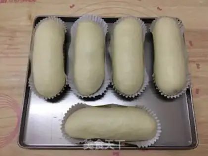 Make Soccer bean bun step 12