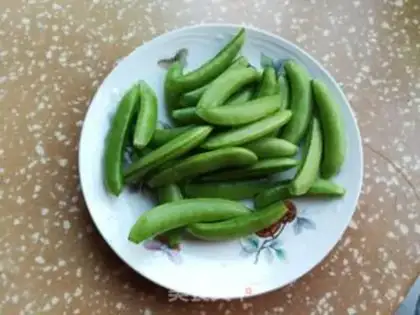 Make Sweet bean horns step 0