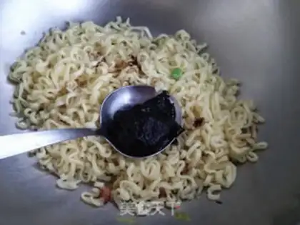 Make Double bouquet noodles step 5