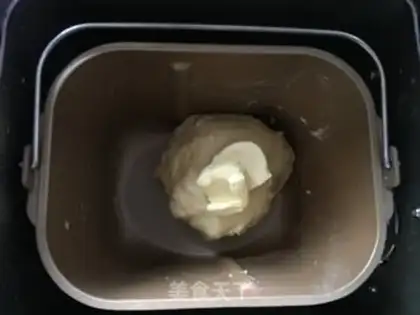 Make The cream and gold pillow tore toast step 2