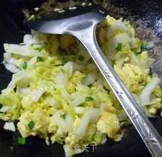 Make Egg fried doll food step 12