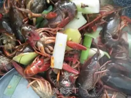Make Spicy lobster step 3