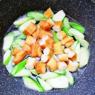 Make Sprinkled egg soup step 4