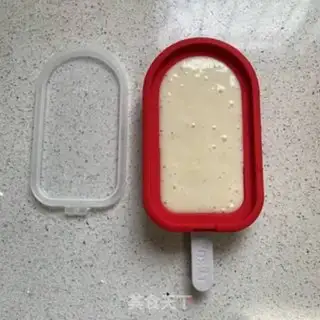 Make Banana yogurt ice step 3