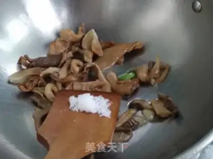 Make White mushrooms step 6