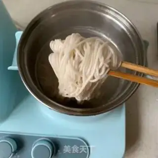 Make Sour spicy noodles step 6
