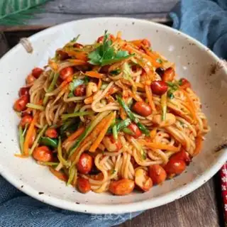 Make Sour spicy noodles step 8